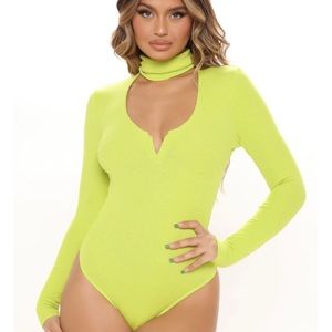 🌼💛Fashion Nova Body Suit🌼